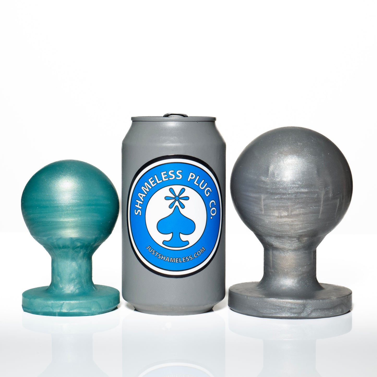 Trailer Hitch Butt Plug - Assorted Random Colors - 2 sizes