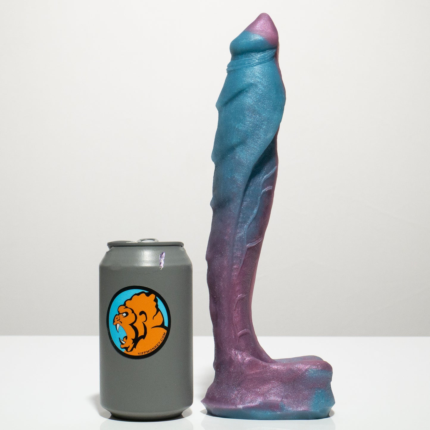 MISFIT Keven the Amphibi-Man Large / Medium Firm